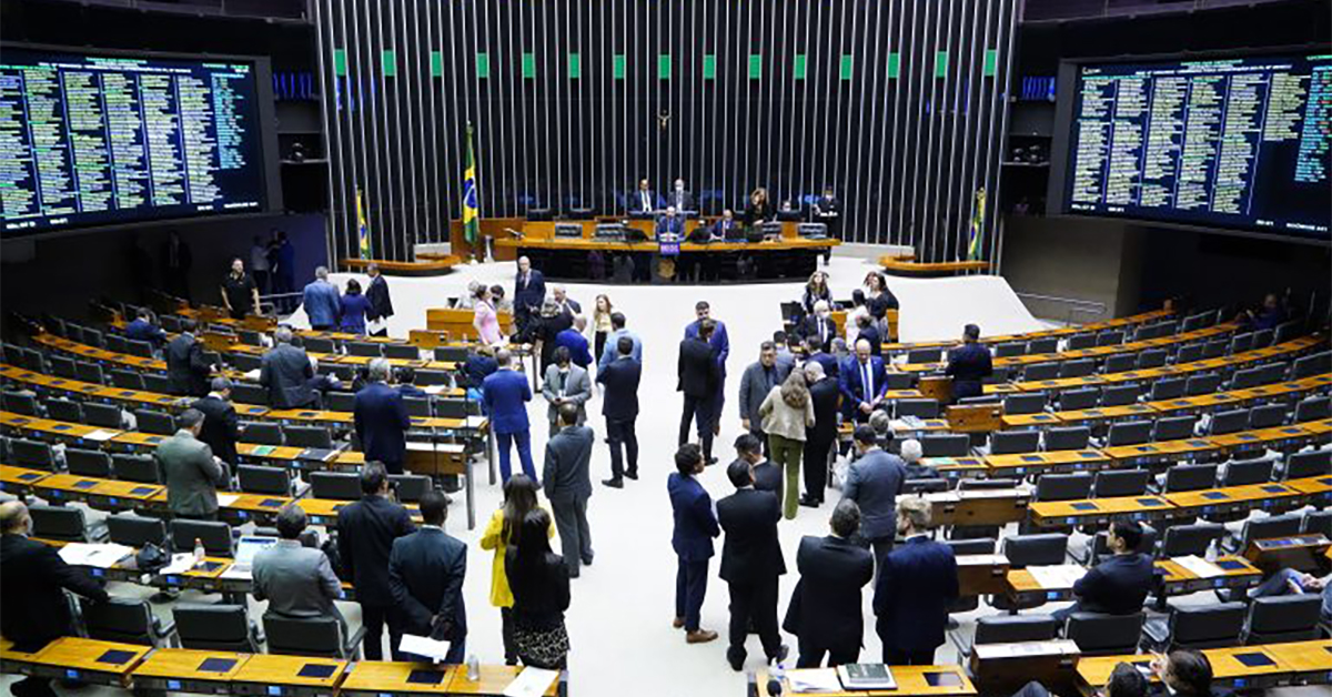 Câmara aprova projeto que regula telessaúde no Brasil